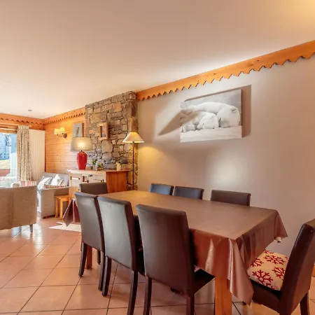 Apartment Appartement Spacieux Avec Acces Pistes Et Espace Bien-Etre - Fr-1-351-145 La Plagne