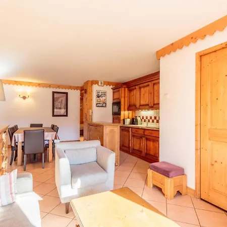 Appartement Spacieux Avec Acces Pistes Et Espace Bien-Etre - Fr-1-351-145 *