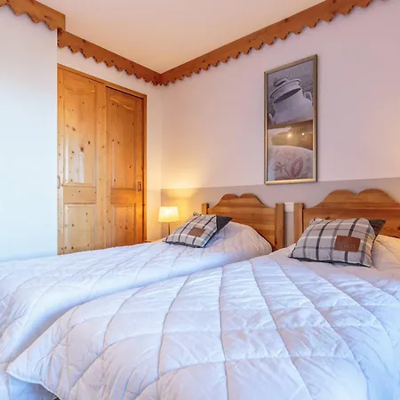 Apartment Spacieux Avec Acces Pistes Et Espace Bien-etre - Fr-1-351-145 La Plagne