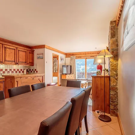 Apartment Spacieux Avec Acces Pistes Et Espace Bien-etre - Fr-1-351-145 La Plagne