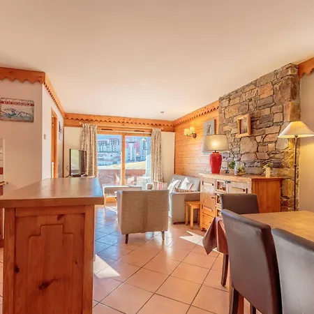 Apartment Spacieux Avec Acces Pistes Et Espace Bien-etre - Fr-1-351-145 *